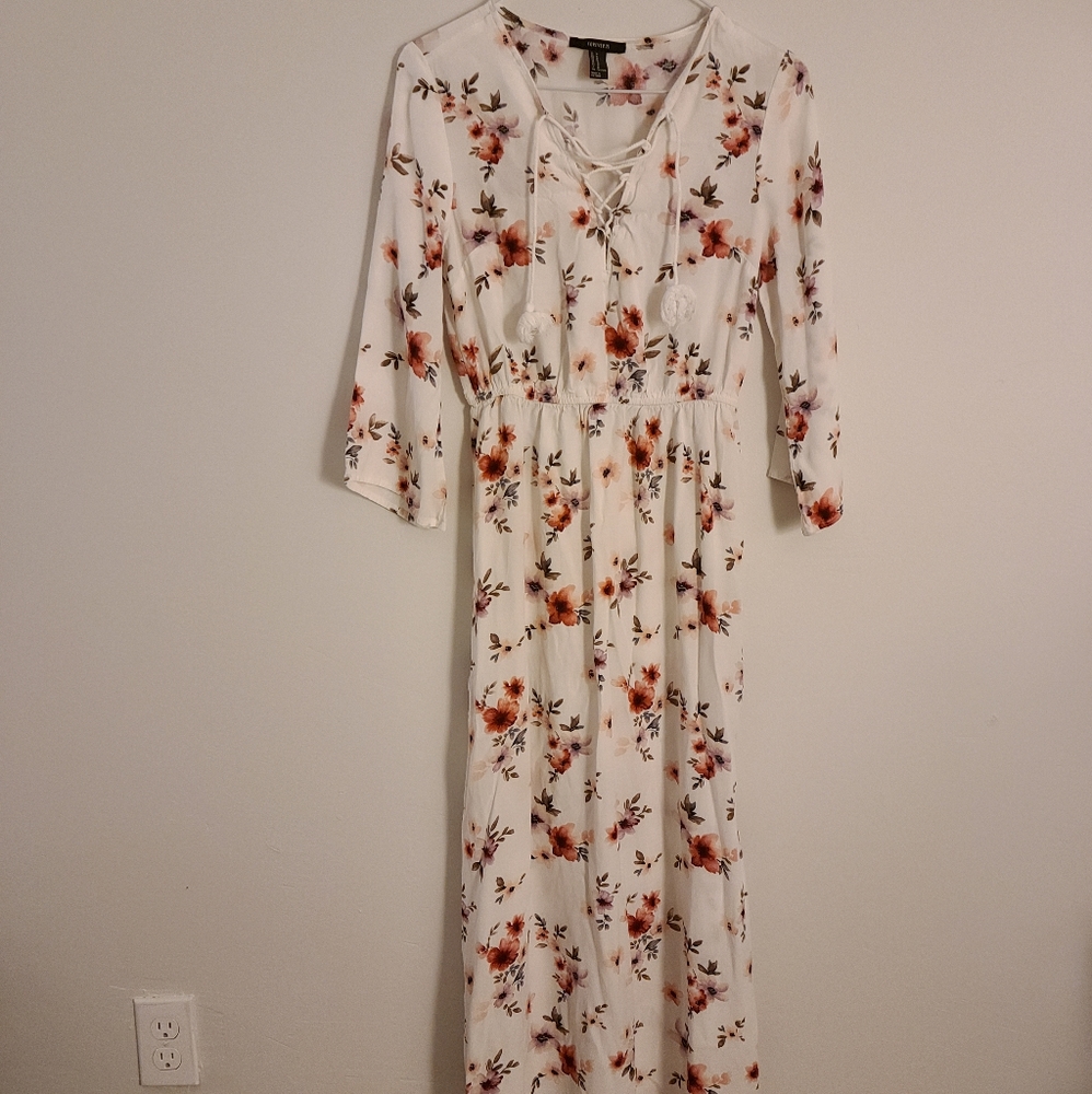 Forever 21 White Floral Maxi Dress